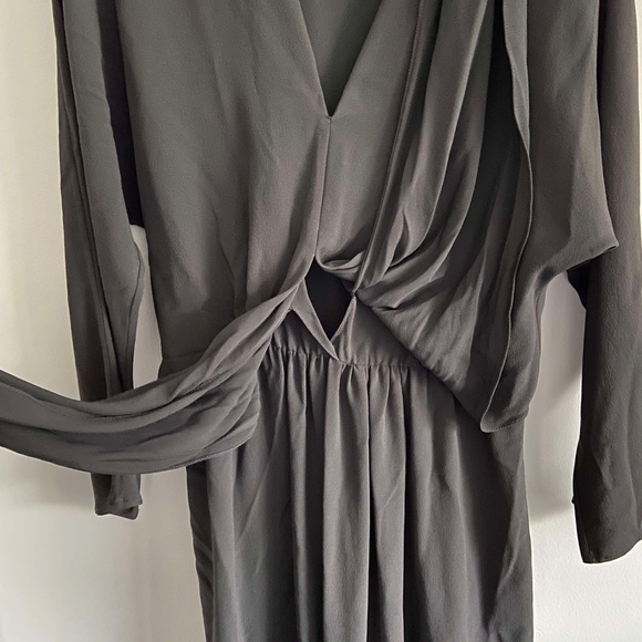 HOLIDAY PARTY GREY MICHAEL KORS SILK TWIST TIE LONG SLEEVE MIDI DRESS CLASSY - Picture 9 of 9